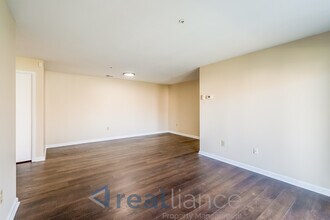 8701 Grasmere Ct in Fort Washington, MD - Building Photo - Building Photo