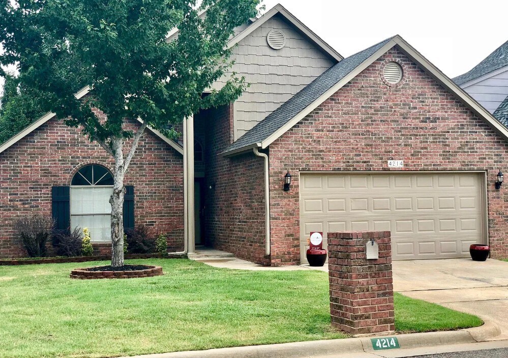 4214 South Willow Ave W in Broken Arrow, OK - Building Photo