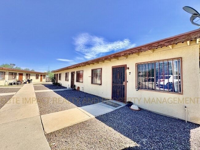 property at 1312 W Yavapai St