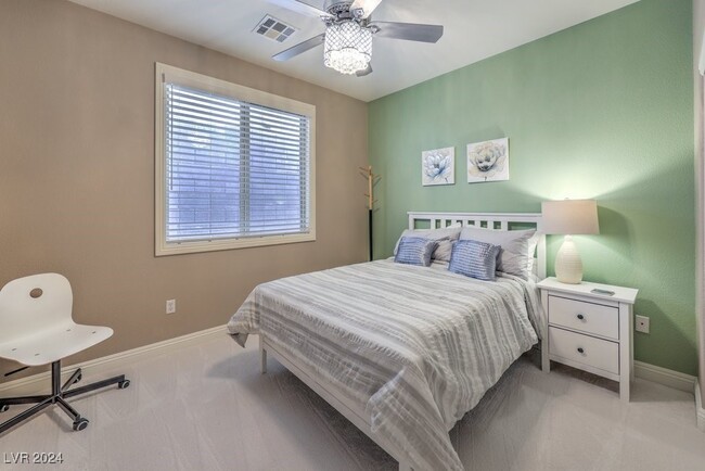 property at 525 Copper View St