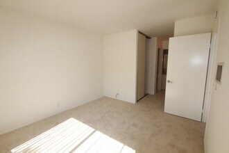 4050 Rosenda Ct in San Diego, CA - Building Photo - Building Photo