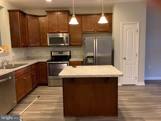 11 Britania Ct in Martinsburg, WV - Building Photo - Building Photo