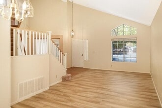 1512 Siberian Ct in Palmdale, CA - Building Photo - Building Photo