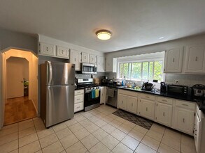 420 Norfolk St, Unit NA in Somerville, MA - Building Photo - Building Photo