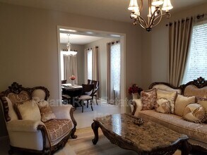 11109 Craycroft Ct in Fishers, IN - Foto de edificio - Building Photo