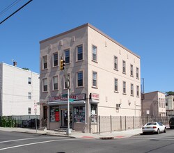 176 Webster Ave in Jersey City, NJ - Building Photo - Building Photo