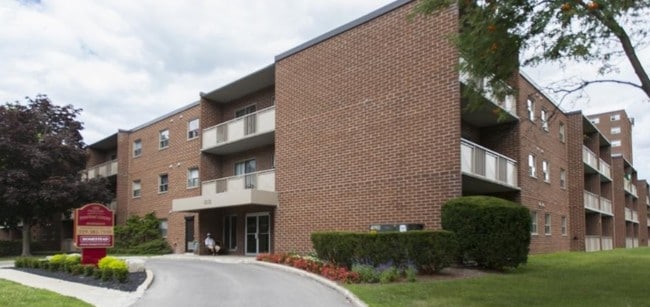 Pontiac Court – Lowrise