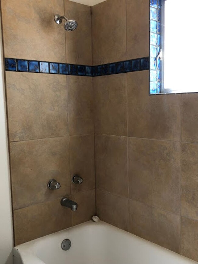 5511 Schmale Ln in Paradise, CA - Building Photo - Building Photo