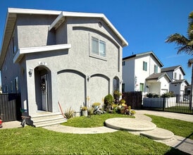 417 E 105th St in Los Angeles, CA - Building Photo - Building Photo