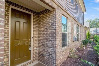 728 Lampwick Ln in Cary, NC - Building Photo - Building Photo