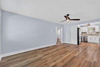 1841 Douglas Ave in Dunedin, FL - Building Photo - Building Photo