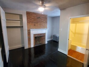102 N Bedford St in Carlisle, PA - Building Photo - Building Photo
