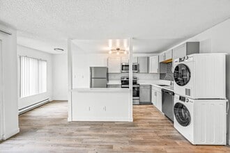 Oak & Iron Flats by Trion Living in Beaverton, OR - Foto de edificio - Building Photo