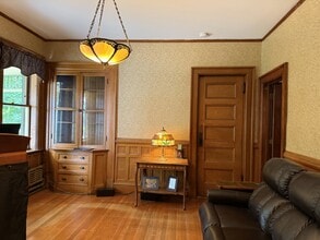 Hillview Off Campus Housing in Winooski, VT - Building Photo - Building Photo