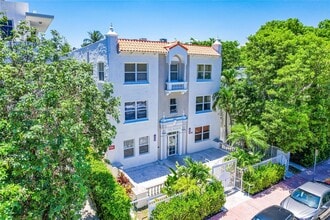 1542 Drexel Ave in Miami Beach, FL - Building Photo - Building Photo
