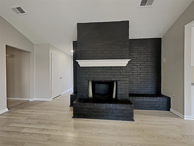 22506 Colonialgate Dr in Spring, TX - Building Photo - Building Photo