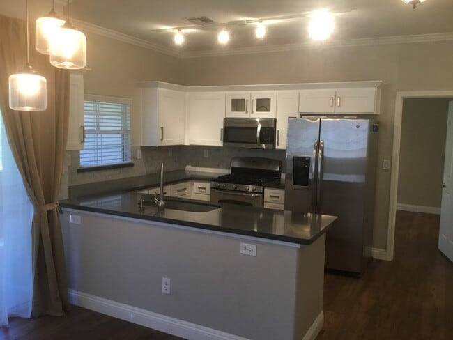 property at 7660 W Eldorado Ln
