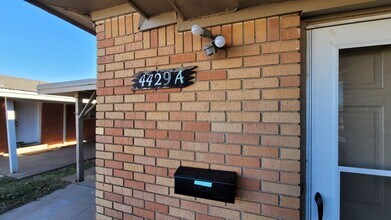 4429 31st St-Unit -A in Lubbock, TX - Building Photo - Building Photo