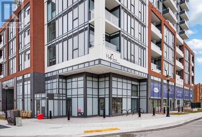 2088 James St in Burlington, ON - Building Photo - Building Photo