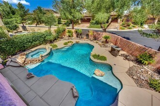 1004 Golden Age Ct in Las Vegas, NV - Building Photo - Building Photo
