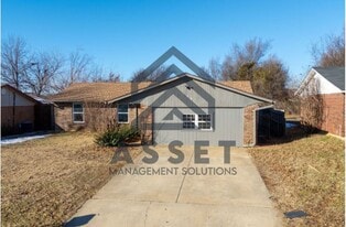 709 Briarwood Dr in Midwest City, OK - Building Photo