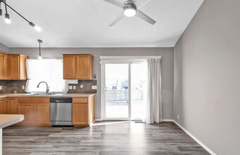 18679 V St in Omaha, NE - Building Photo - Building Photo