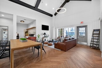 Crossing Place in College Station, TX - Foto de edificio - Interior Photo