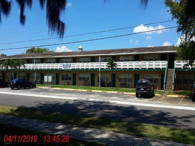 6011 SW 41st St in Davie, FL - Building Photo - Building Photo