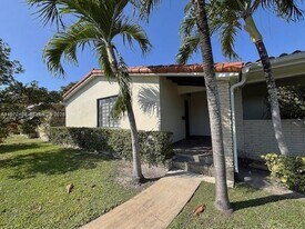 3400 S Le Jeune Rd in Miami, FL - Building Photo