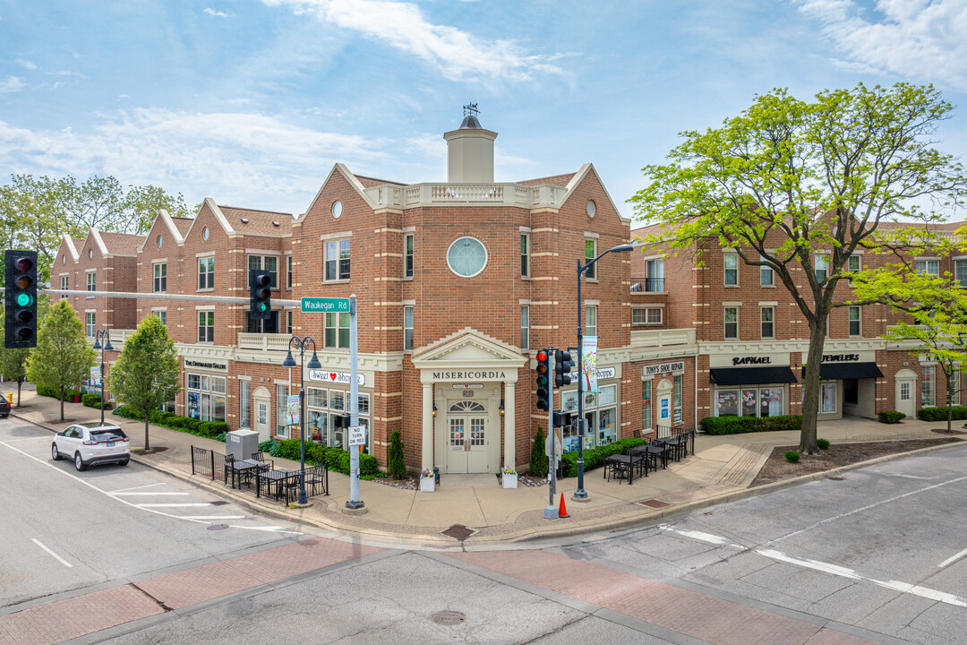 1621 Glenview Rd in Glenview, IL - Building Photo