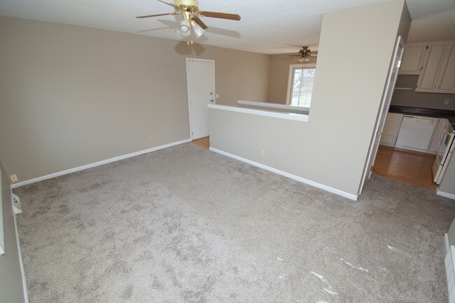 3416 18th St in Bettendorf, IA - Building Photo - Building Photo