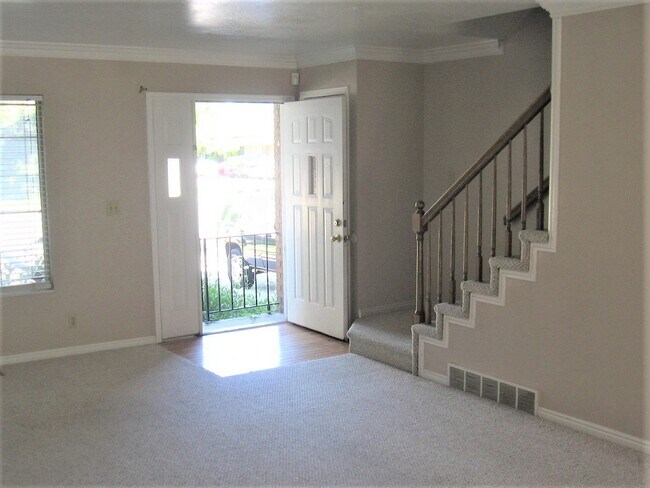 7953-7953 S 3500 E in Cottonwood Heights, UT - Building Photo - Building Photo