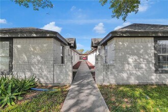 18 S Dahlia St in Pharr, TX - Building Photo - Building Photo