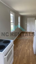 1228 E Lindsay St in Greensboro, NC - Building Photo - Building Photo