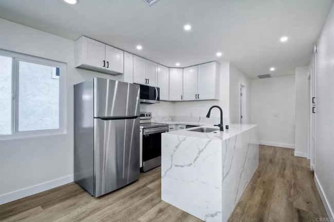 162 Terracina Way
