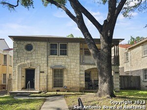 605 Donaldson Ave in San Antonio, TX - Foto de edificio