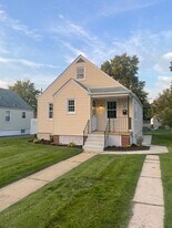 2602 Linwood Rd in Parkville, MD - Building Photo