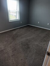 1075 Raintree Dr in Richmond, KY - Building Photo - Building Photo