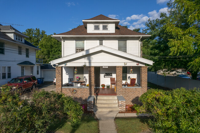 3937 Lockwood Ave in Toledo, OH - Foto de edificio - Building Photo