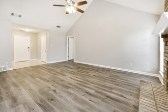 3926 Pecan Trace Cove in Memphis, TN - Building Photo - Building Photo