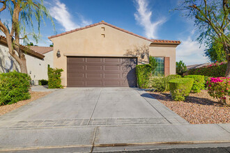 39205 Calle Popoca in Indio, CA - Foto de edificio - Building Photo