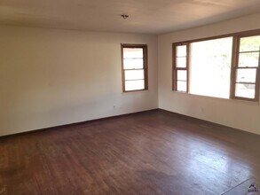 303 Sparta St in Warner Robins, GA - Building Photo - Building Photo