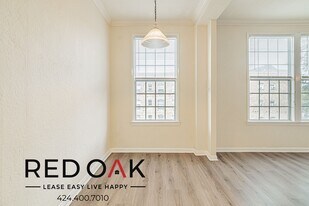 5640 Franklin Ave in Los Angeles, CA - Building Photo
