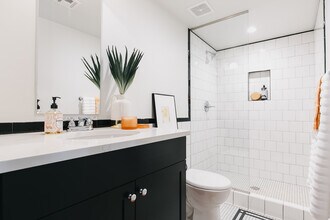 Townhouse in Oklahoma City, OK - Building Photo - Building Photo