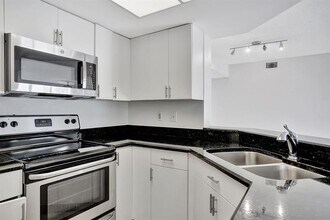 9088 W Atlantic Blvd in Coral Springs, FL - Building Photo - Building Photo