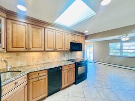 260 Jamaica Ave in Medford, NY - Building Photo