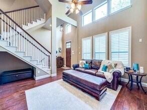 5721 Lunsford Rd in Plano, TX - Building Photo - Building Photo