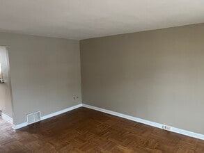 16 Franklin Ave in Phoenixville, PA - Foto de edificio - Building Photo