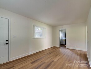 1416 Anderson St in Charlotte, NC - Foto de edificio - Building Photo
