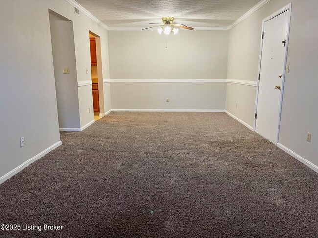 4506 Landside Dr in Louisville, KY - Building Photo - Building Photo